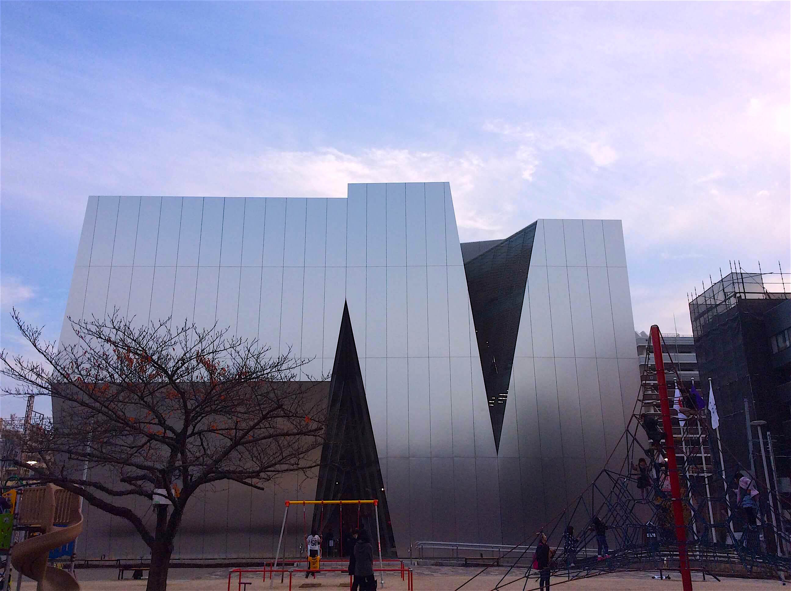 すみだ北斎美術館_全景